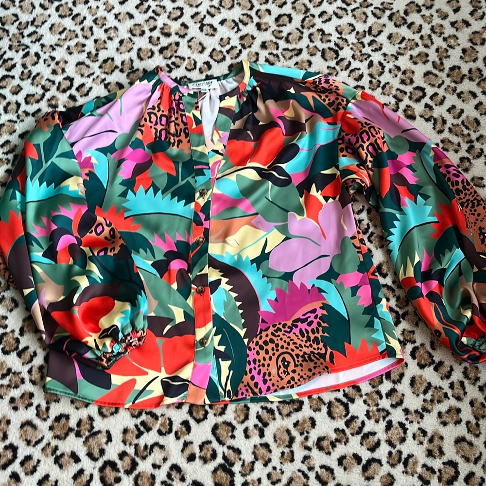 Vibrant Tropical Print Button-Down Blouse - Multicolor